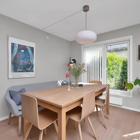 Light Threeroom Apartment, Sunny Patio And Free Parking *