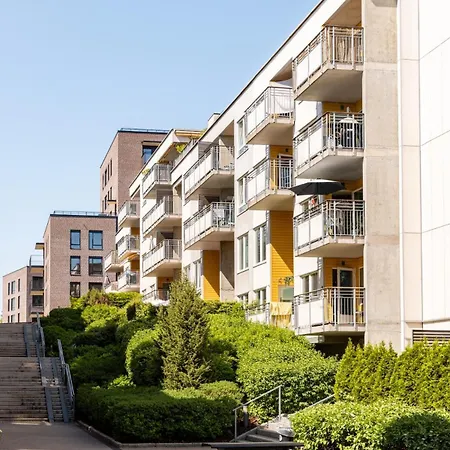 Light Threeroom Apartment, Sunny Patio And Free Parking *
